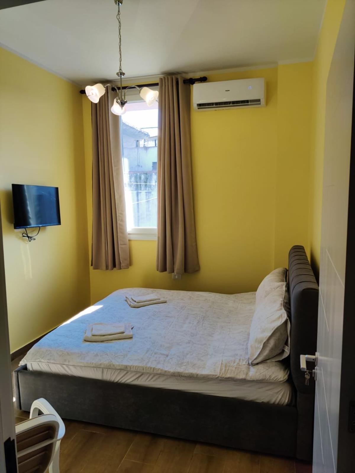 Bed & Breakfast Auto Tana Tirana