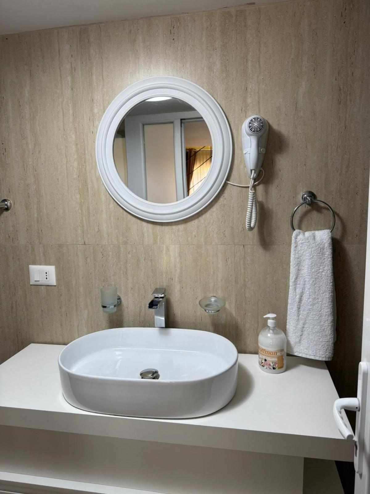 Bed & Breakfast Auto Tana